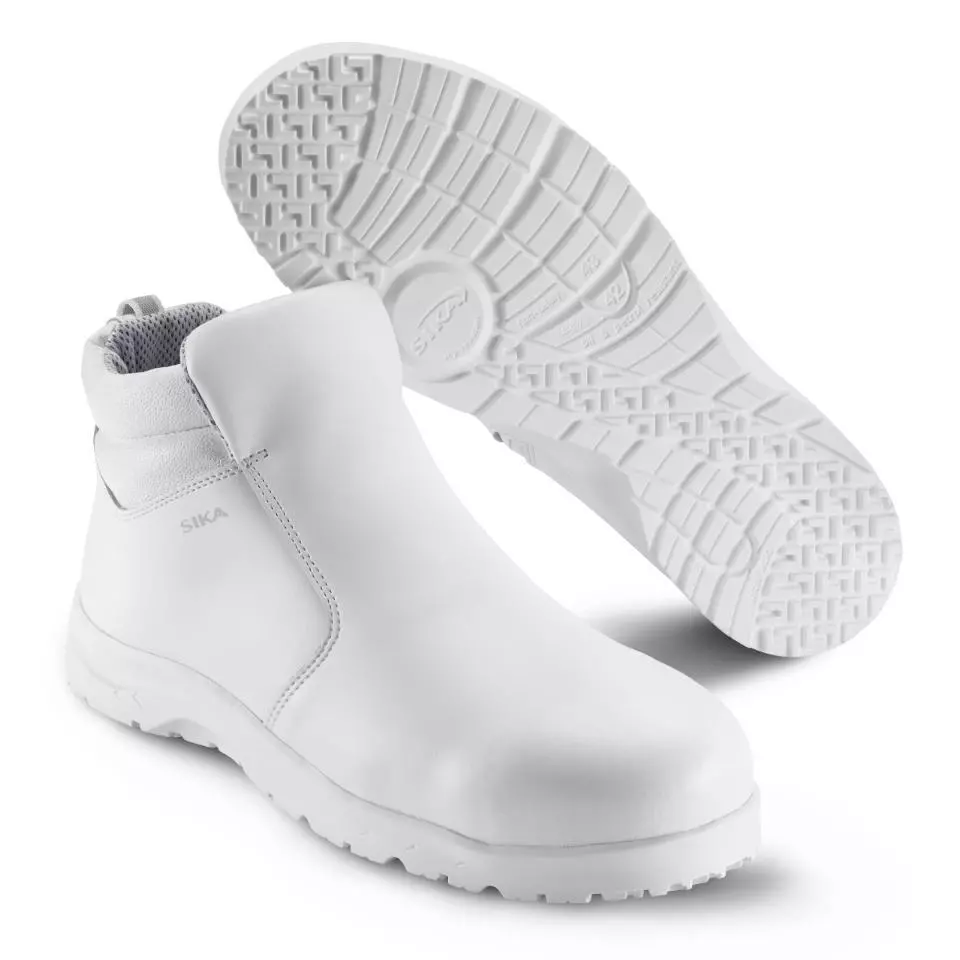 Outsole Properties · Oil Resistant feature highlight
