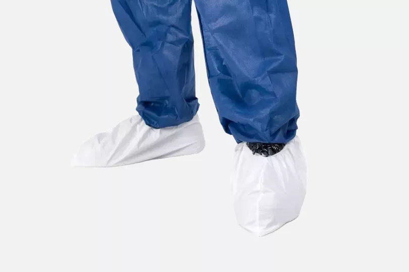 Richard Leipold 5620, LeiKaTech Disposable Overshoe White PP Spunbond with Microporous Film Laminate, image 1