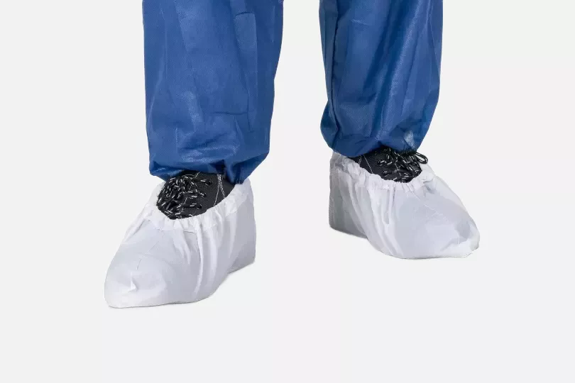 Richard Leipold 5611, Disposable Overshoe White Made of Cast Polyethylene, image 1