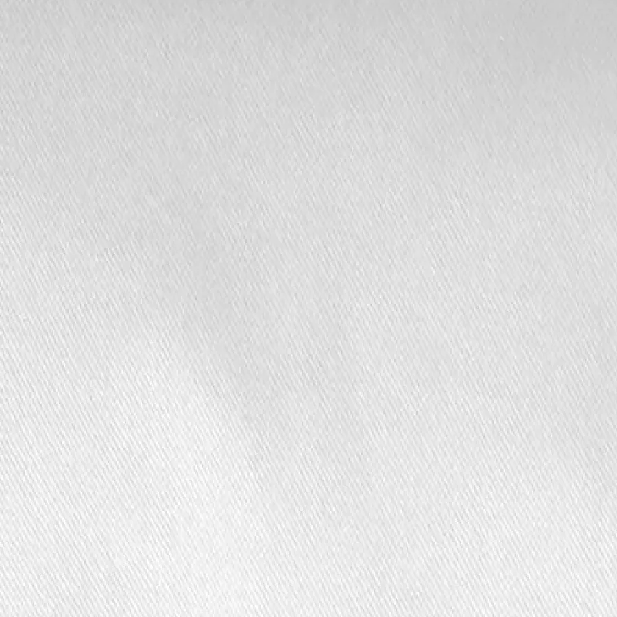 **100 % Baumwolle** bietet natürliche Atmungsaktivität und weichen Komfort für zuverlässiges, ganztägiges Tragen.