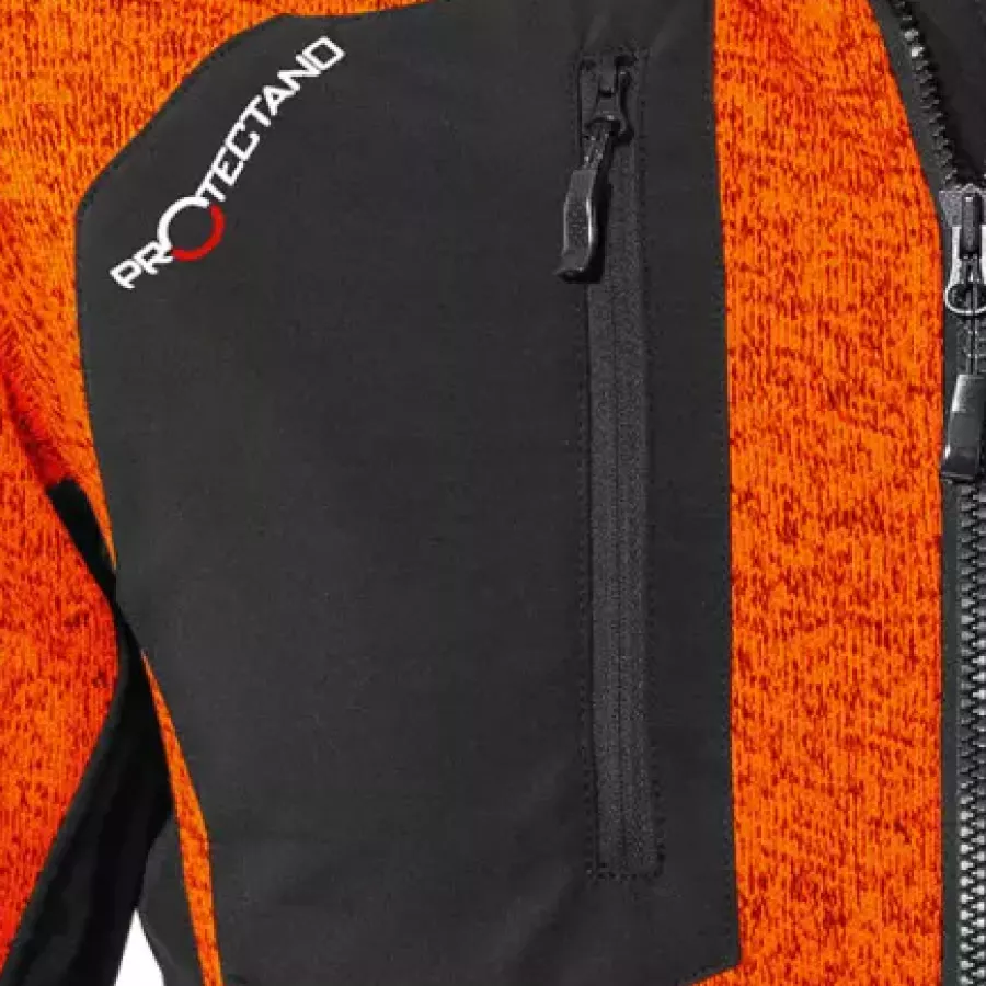 **Zipper Pockets** secure your essentials so you can move freely without worry.