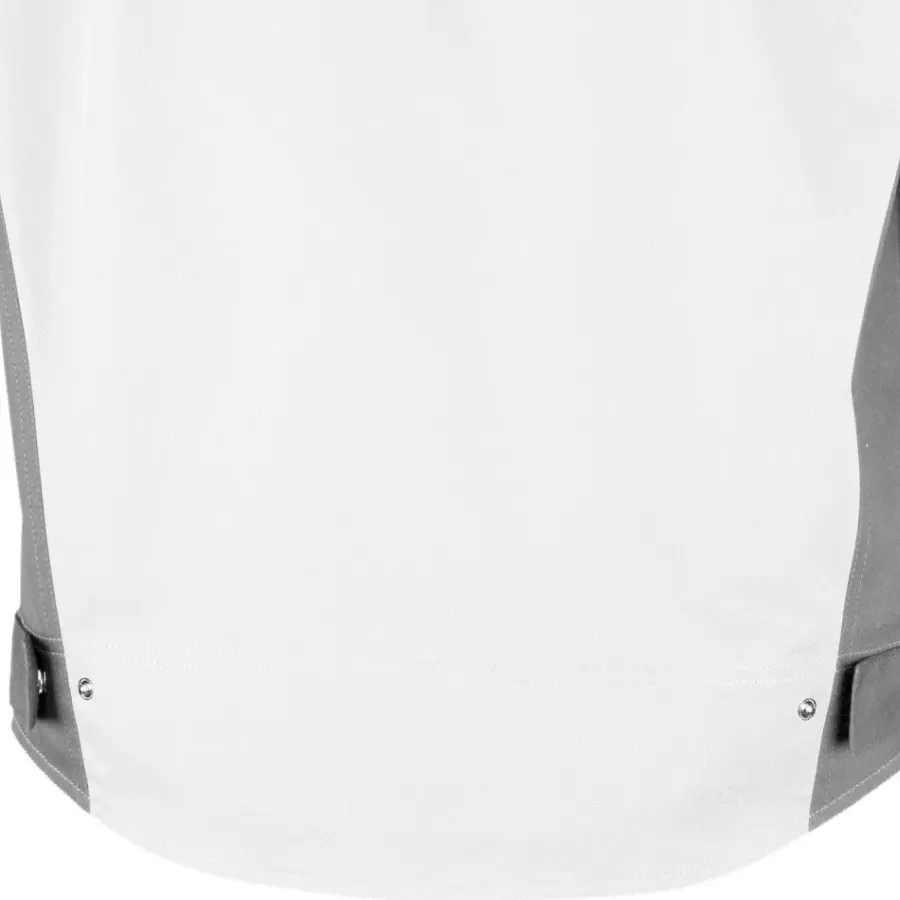 **Extended Back** provides extra coverage that stays comfortable and in place as you move.