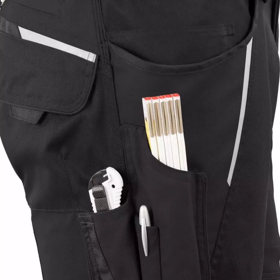 **Multiple Tool Pockets** keep your essentials close at hand so you can work efficiently without breaking focus.