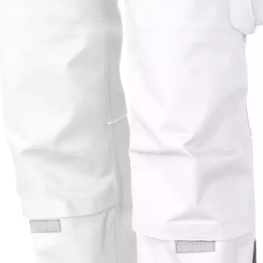 **Knee Pad Pockets** let you work comfortably on your knees without breaking focus or momentum.