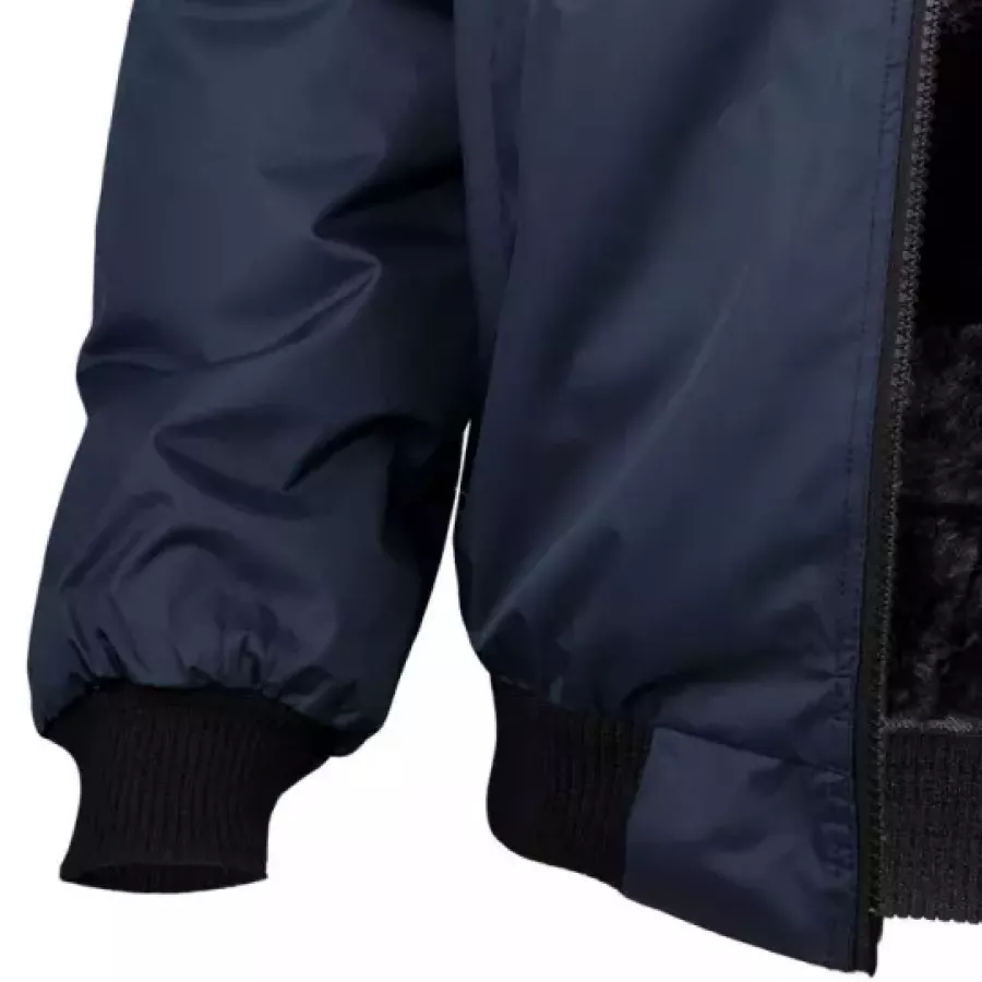 **Elastische Bündchen** halten Wind und Feuchtigkeit ab und sorgen für eine eng anliegende, bequeme Passform, die jede Bewegung mitmacht.