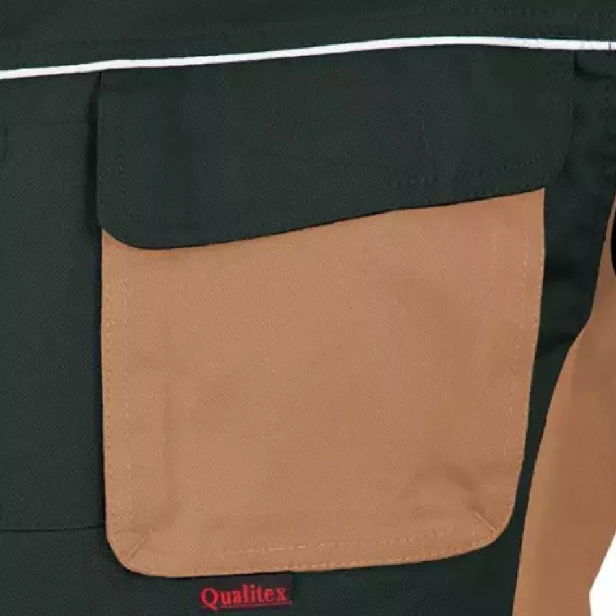 **Multiple Pockets** keep your essentials organized and within easy reach for efficient workflow.