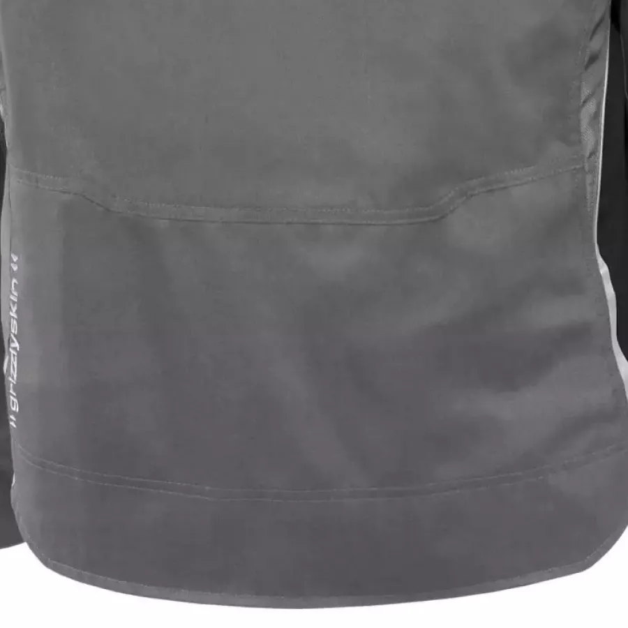 **Extended Back** gives you extra coverage when you bend or reach, helping you stay warm and focused on the job.