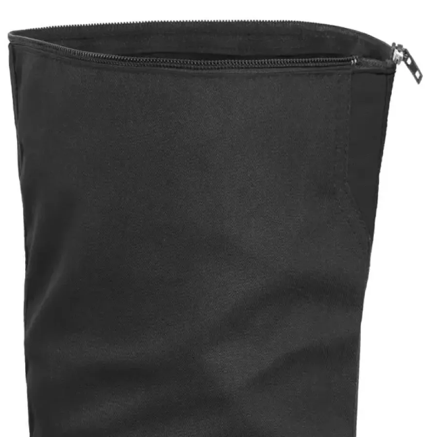**Zip-On Leg Sections** let you adapt your workwear instantly for changing temperatures and tasks.