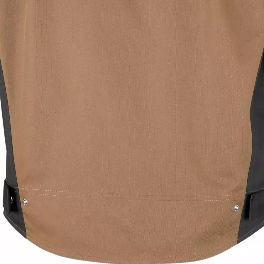 **Extended Back** provides extra coverage that stays comfortable and in place as you move.