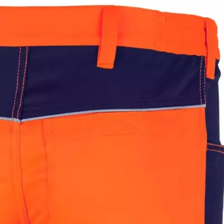 **Elasticated Side Waistband** adjusts effortlessly to your movements for a comfortable, flexible fit all day.