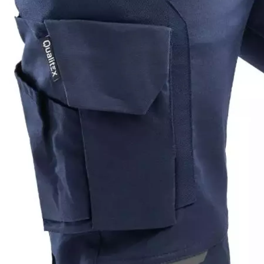 **Multiple Tool Pockets** keep your essentials organized and within easy reach for efficient work.