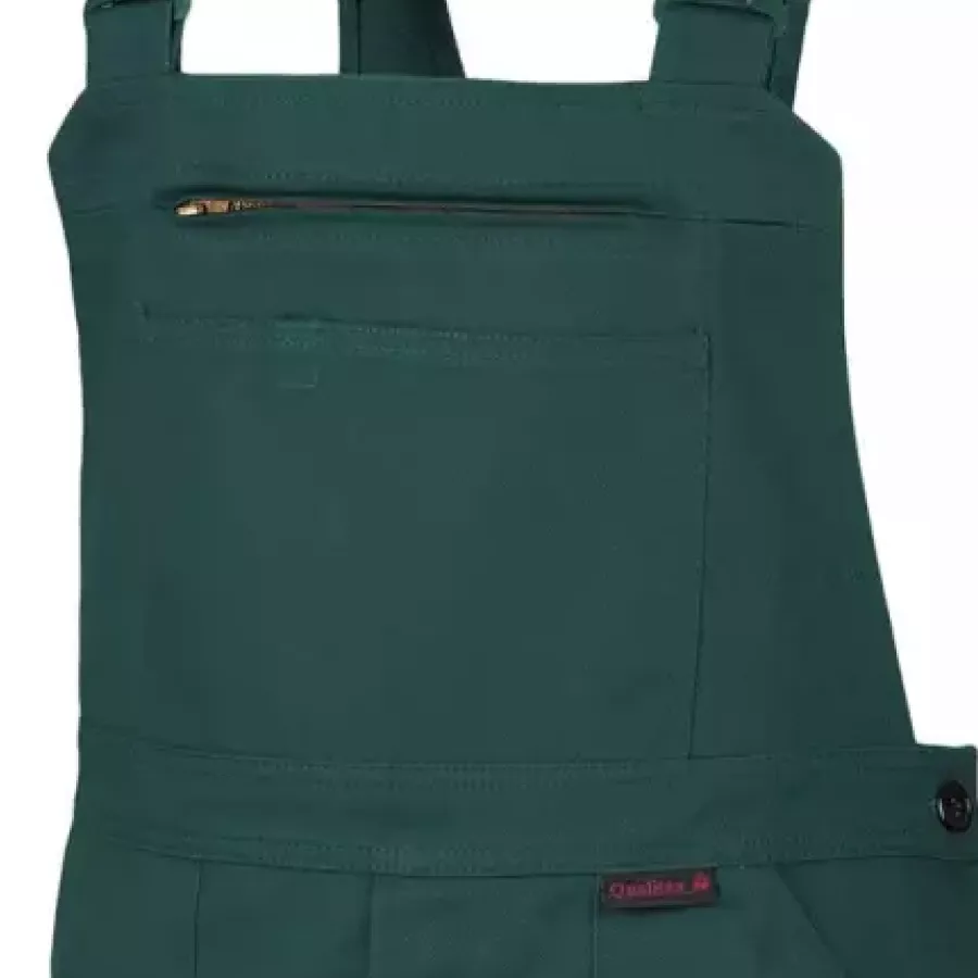 **Zipper Pocket** provides safe, easy access to essentials without slowing you down.