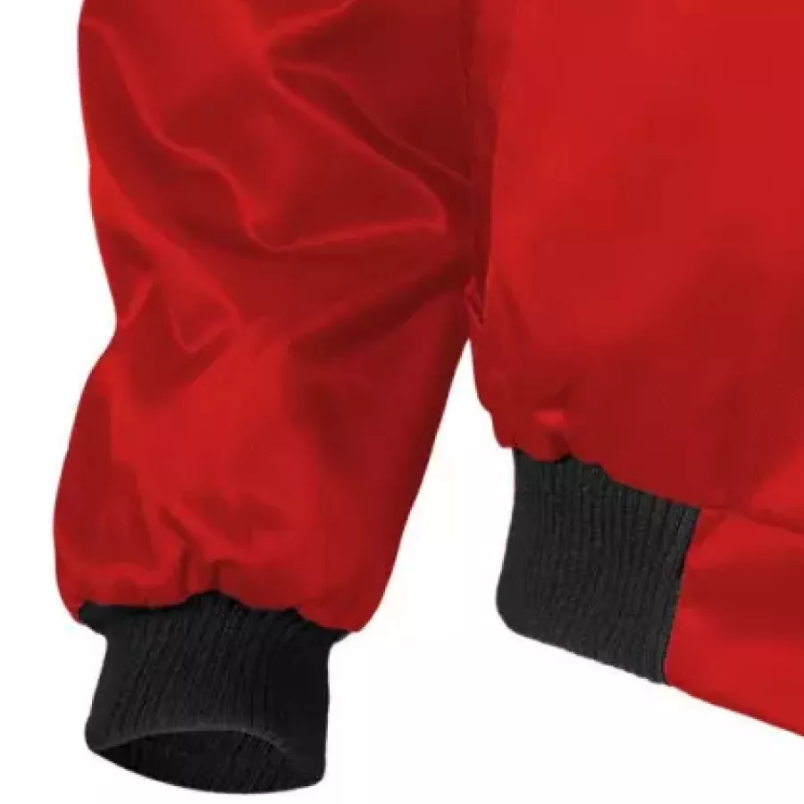 **Elastic Cuffs** keep warmth in and add a snug, comfortable fit without restricting movement.