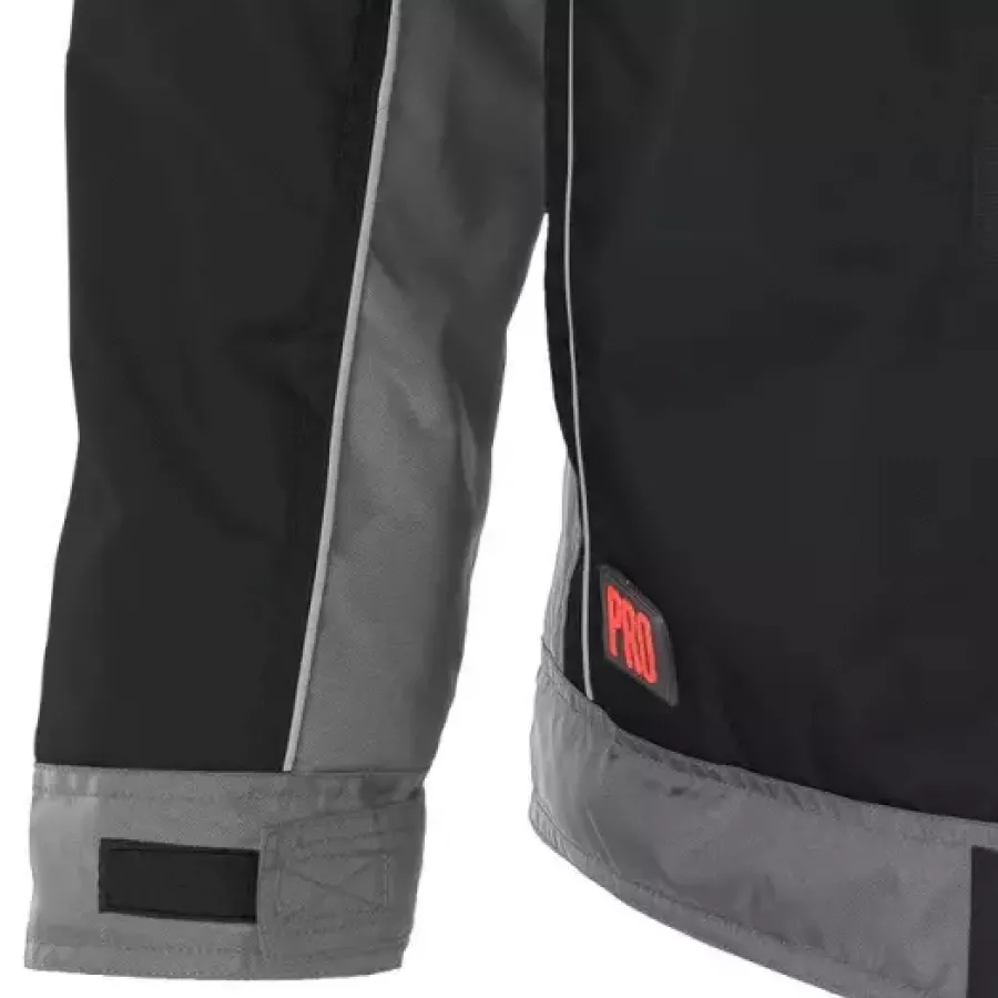 **Hook And Loop Cuffs** let you seal out cold breezes and adjust the fit quickly for personalized comfort.