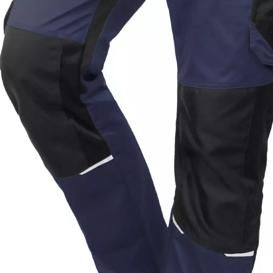 **Vorgeformte Knie** bewegen sich natürlich mit Ihnen für müheloses Bücken und Knien den ganzen Tag über.