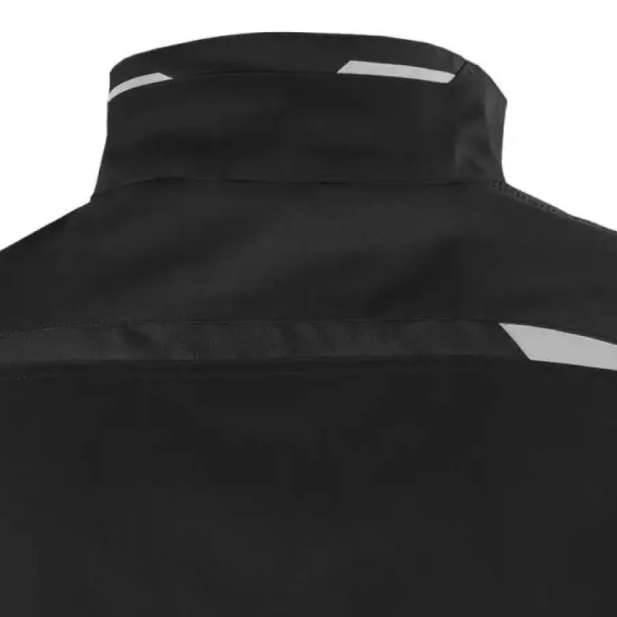 **Stand Up Collar** adds a clean layer of warmth around your neck so you stay comfortable when the wind picks up.