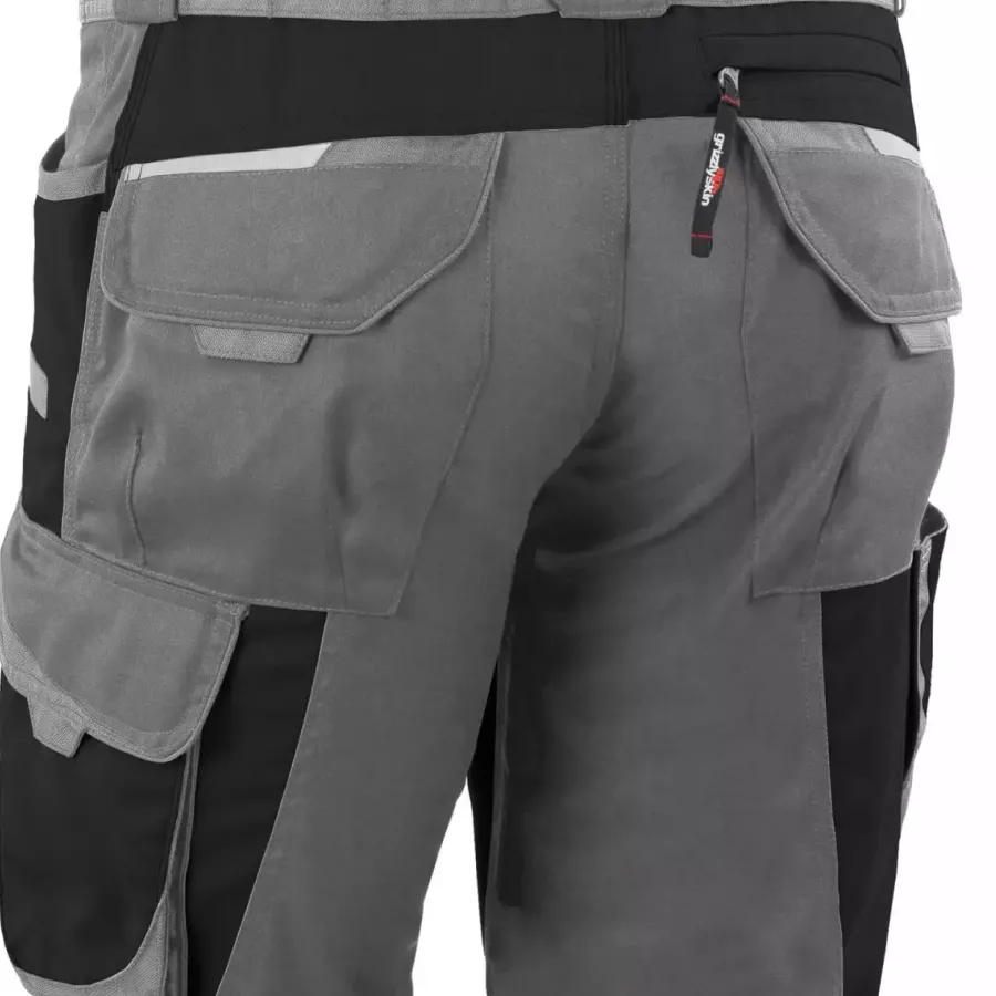 **Multiple Pockets** keep your tools and essentials close at hand, so you can stay efficient without slowing down.