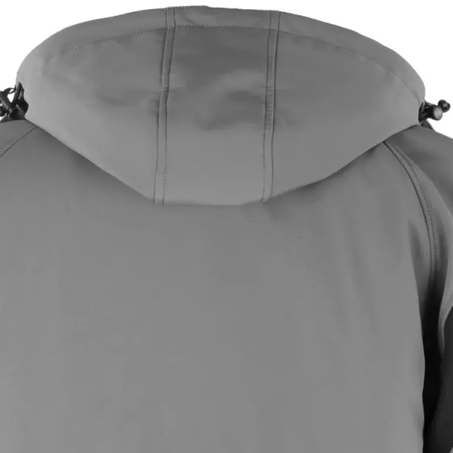 **Detachable Hood** gives you flexible coverage when you need it and a clean, streamlined look when you don’t.