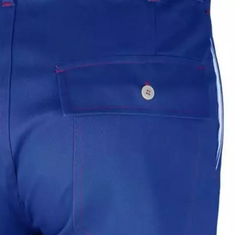 **Side and Back Pockets** keep tools and essentials close at hand for efficient, uninterrupted work.