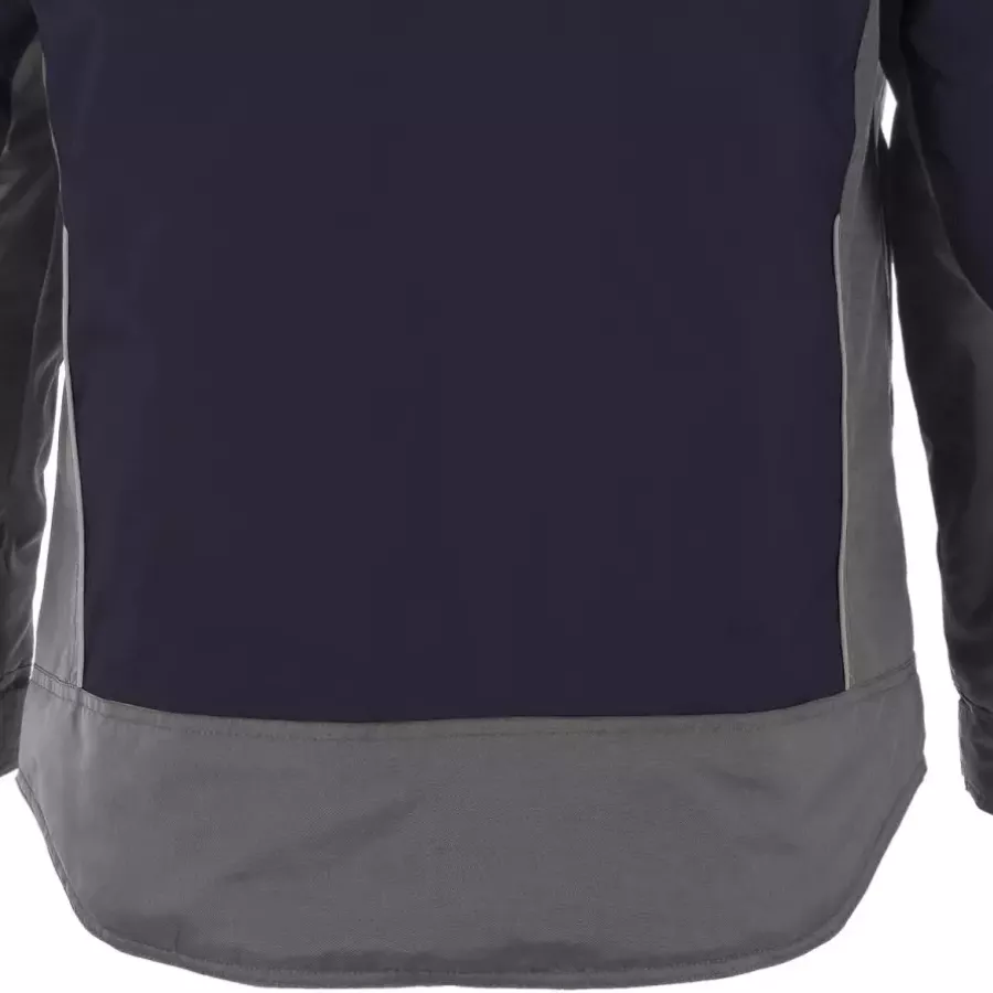 **Extended Back** gives you extra coverage and warmth where you need it most on chilly days.