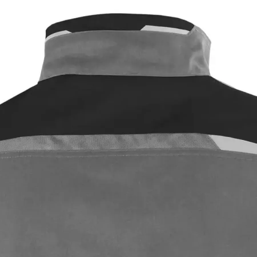 **Stand Up Collar** adds a clean layer of warmth around your neck so you stay comfortable when the wind picks up.