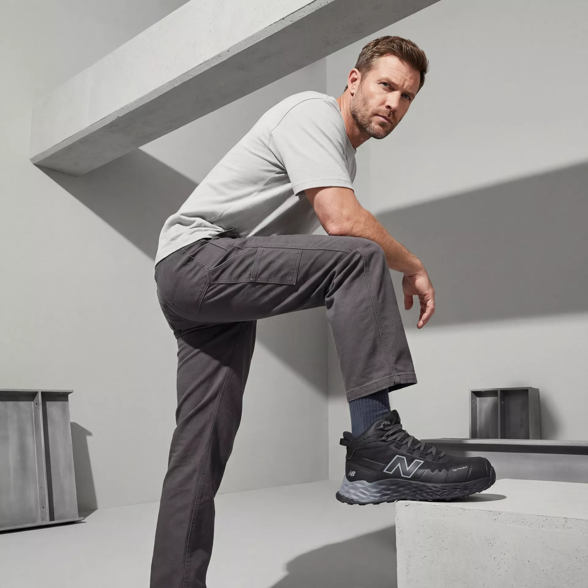 New Balance MEFCMCAP2E-1012, Cremorne Mid Safety boots S3L, black / grey, image 17