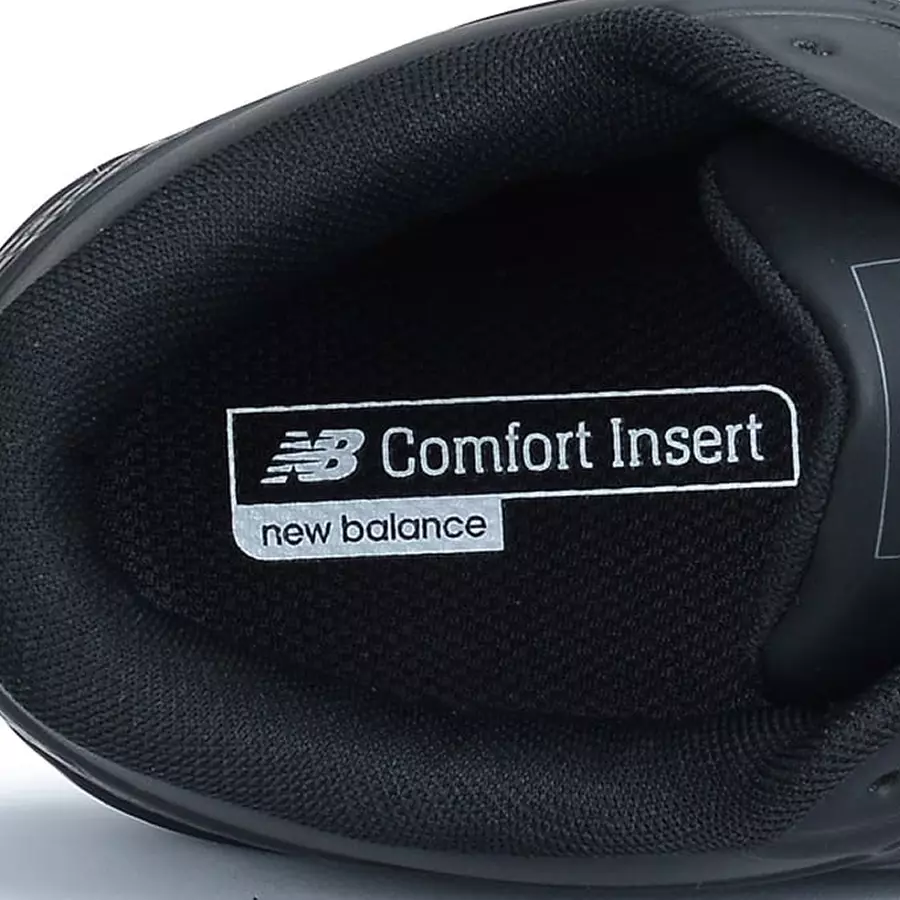 **Comfort insoles** cushion every step, helping reduce foot fatigue.