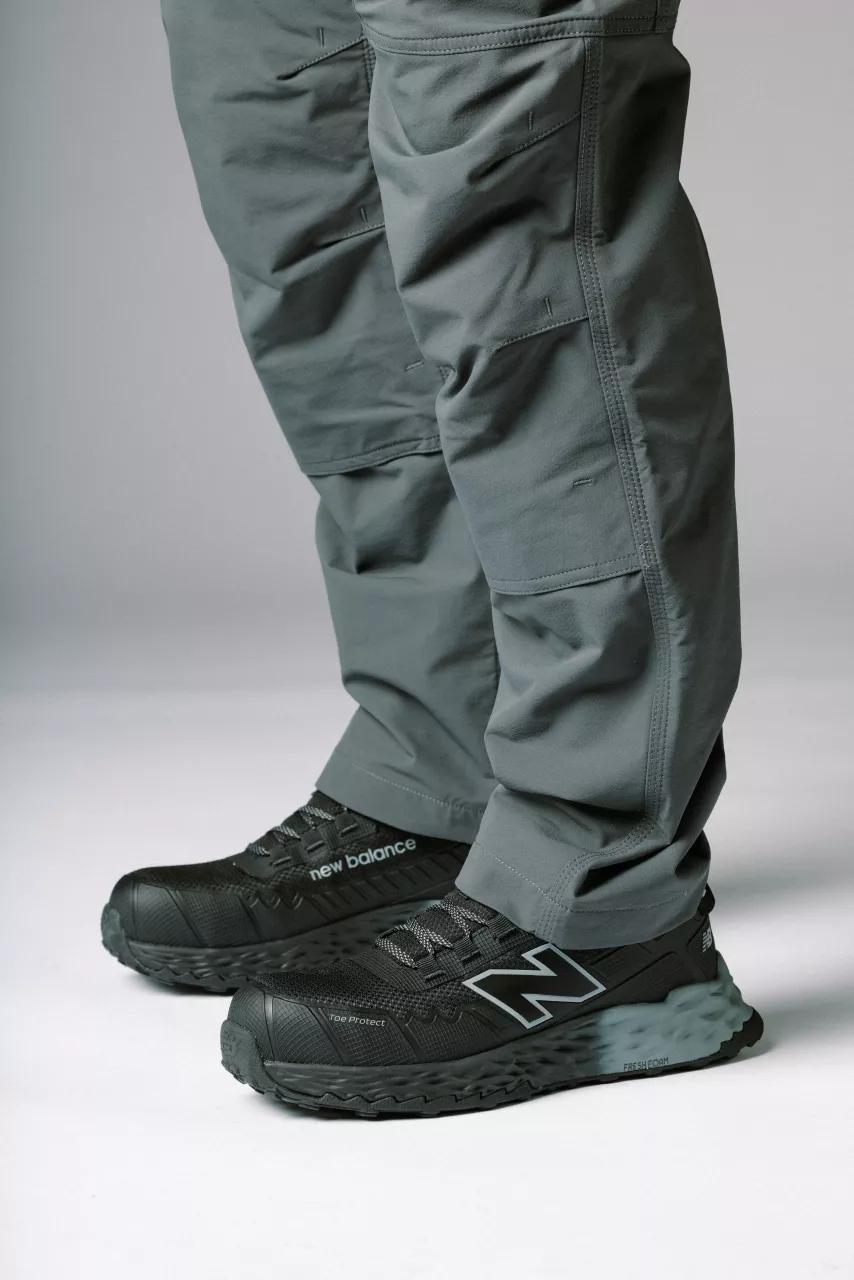 New Balance MEFCCAP2E-1012, Cremorne Safety shoes S3L, black / grey, image 12, gallery thumbnail