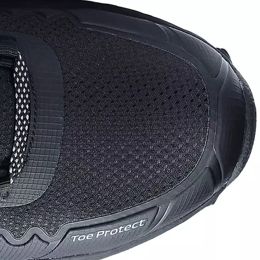 **Breathable mesh upper** keeps your feet cool and dry during long shifts.