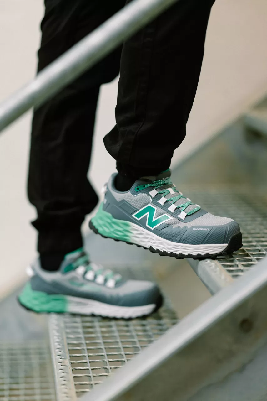 New Balance MEFCCAP2E-1730, Cremorne Safety shoes S3L, alloy / green, image 16, gallery thumbnail