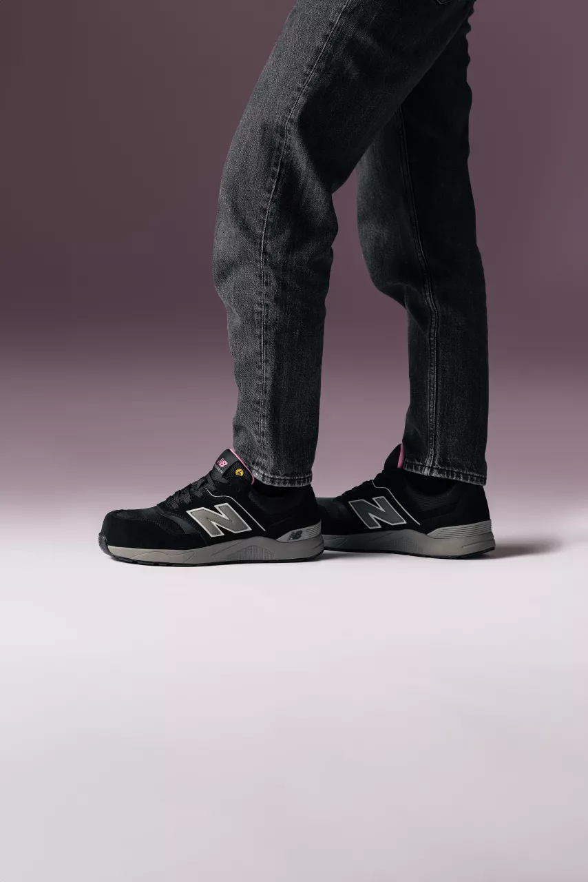 New Balance WEELCAP-1063, Elite Lite Womens Safety Shoe S1 PL HRO FO SC SR Black/rose, image 9, gallery thumbnail