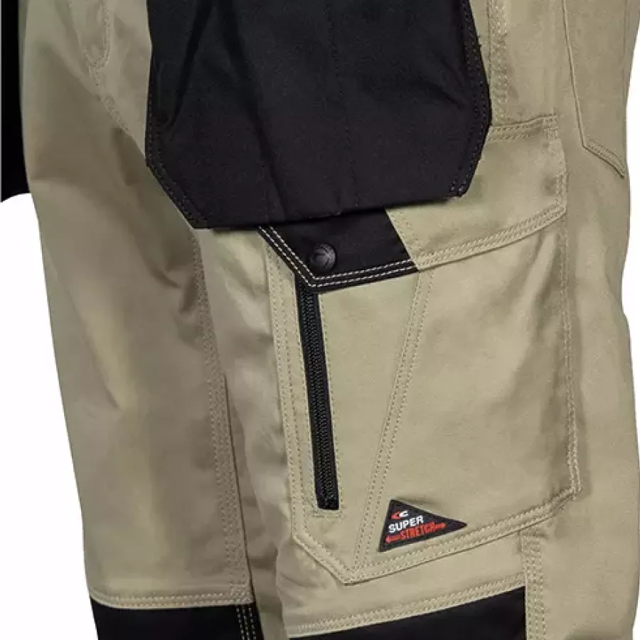 **Multi-Functional Tool Pockets** keep your essential tools organized and within easy reach, helping you work faster and more efficiently.