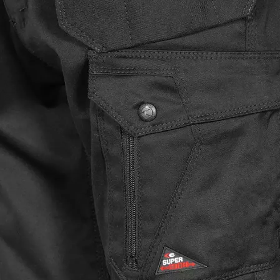 **Multi-Functional Tool Pockets** keep your essential tools organized and within easy reach, helping you work faster and more efficiently.