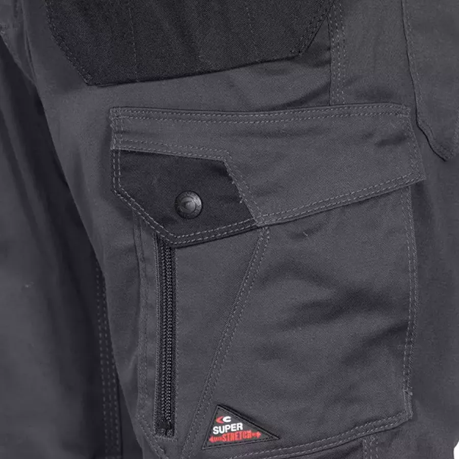 **Multi-Functional Tool Pockets** keep your essential tools organized and within easy reach, helping you work faster and more efficiently.