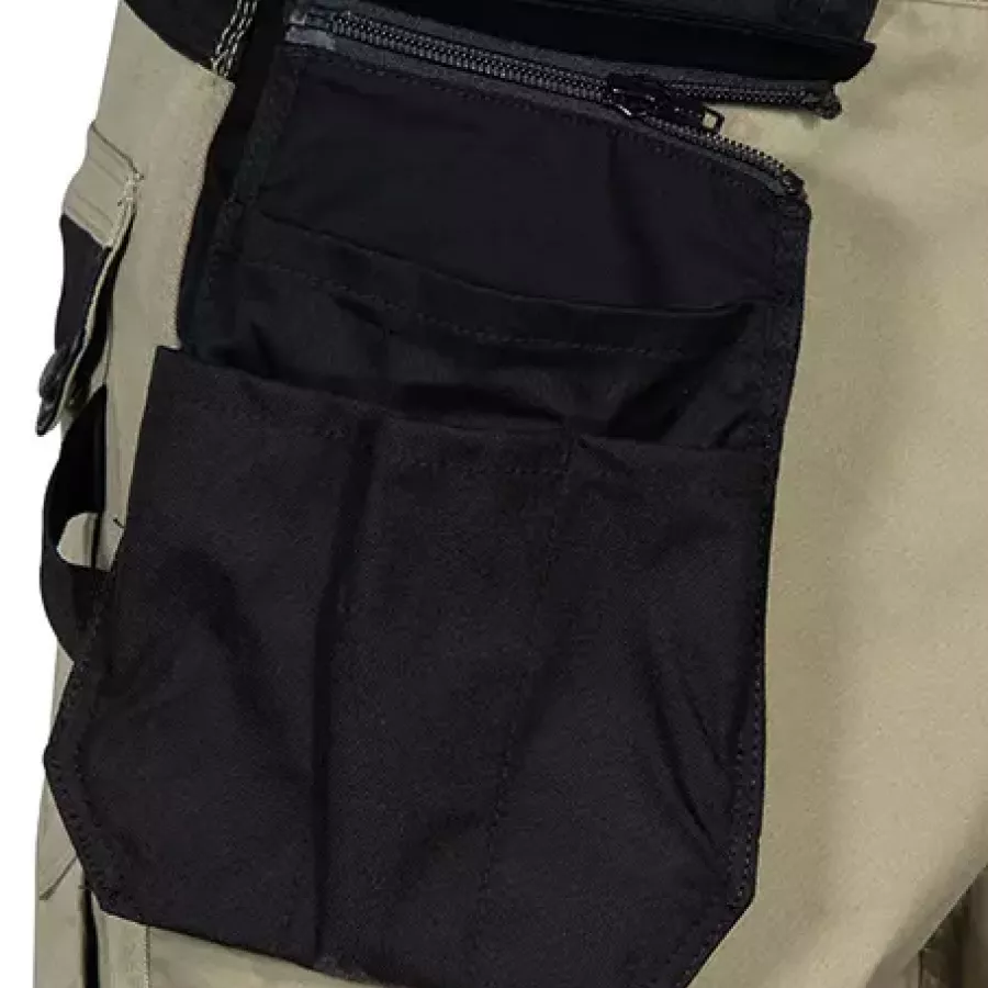 **Detachable Pocket** gives you flexible storage you can attach or remove depending on how light or loaded your day needs to be.