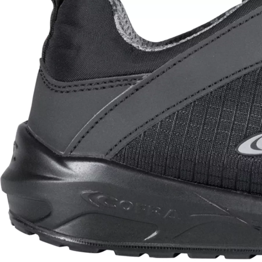 **Non-Metallic Anti-Perforation Midsole** guards against sharp objects without adding metal components.