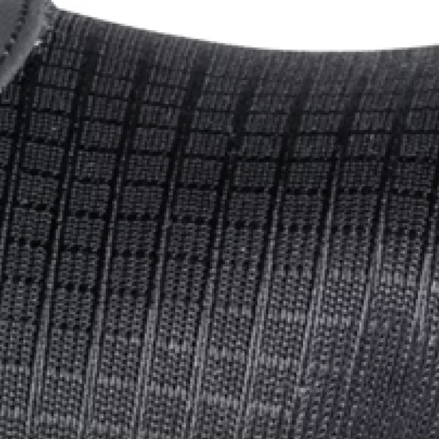 **Water-Repellent Upper** helps keep feet dry in damp and wet working conditions.