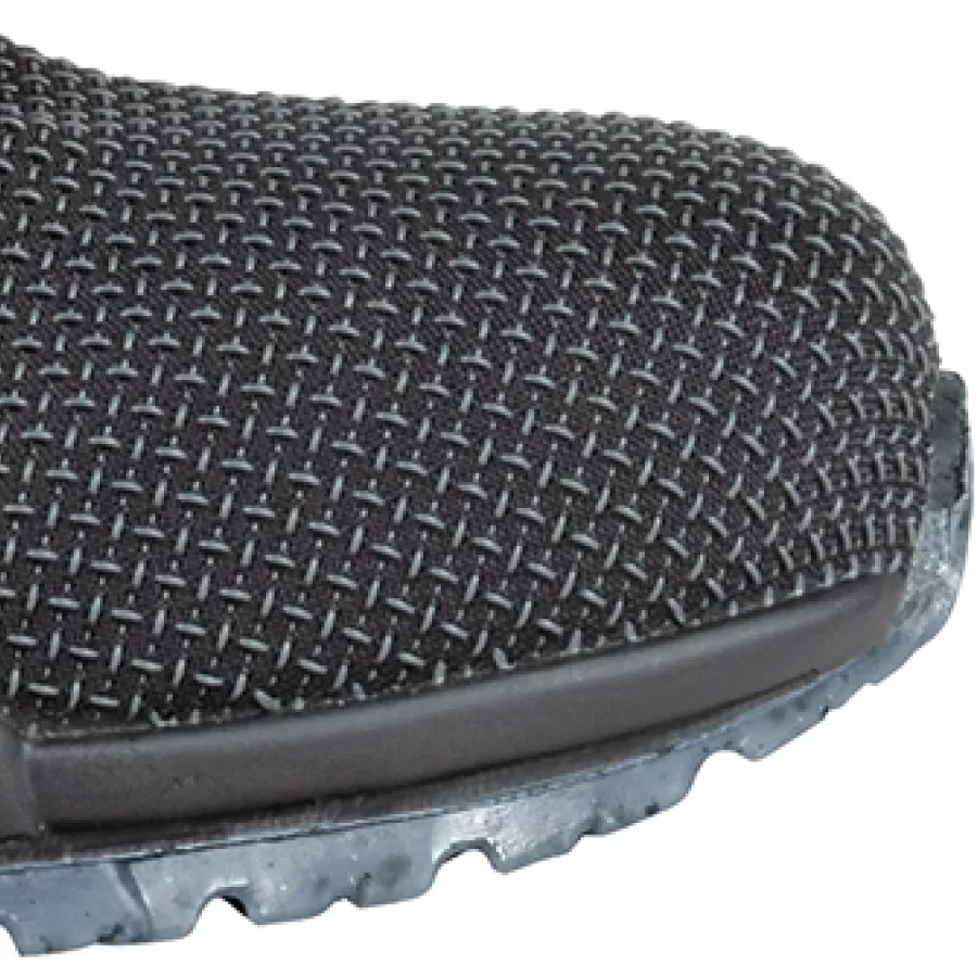 **Aluminium Toe Cap** provides reliable protection while keeping the shoe light and comfortable for all-day wear.