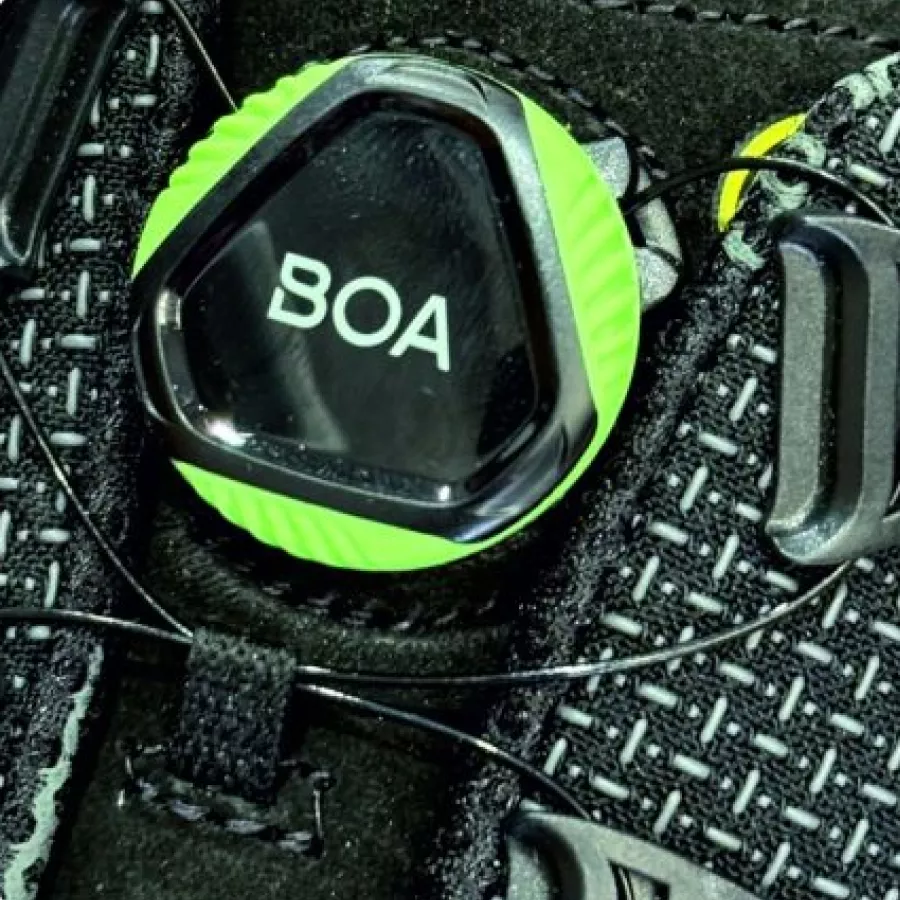 **BOA Closure System** lets you dial in a precise fit in seconds, so your shoes feel secure and effortless from start to finish.