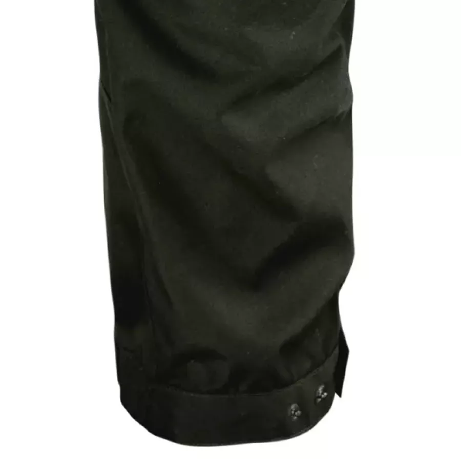 **Snap Fastener Leg Cuffs** let you adjust the fit for secure comfort over boots.