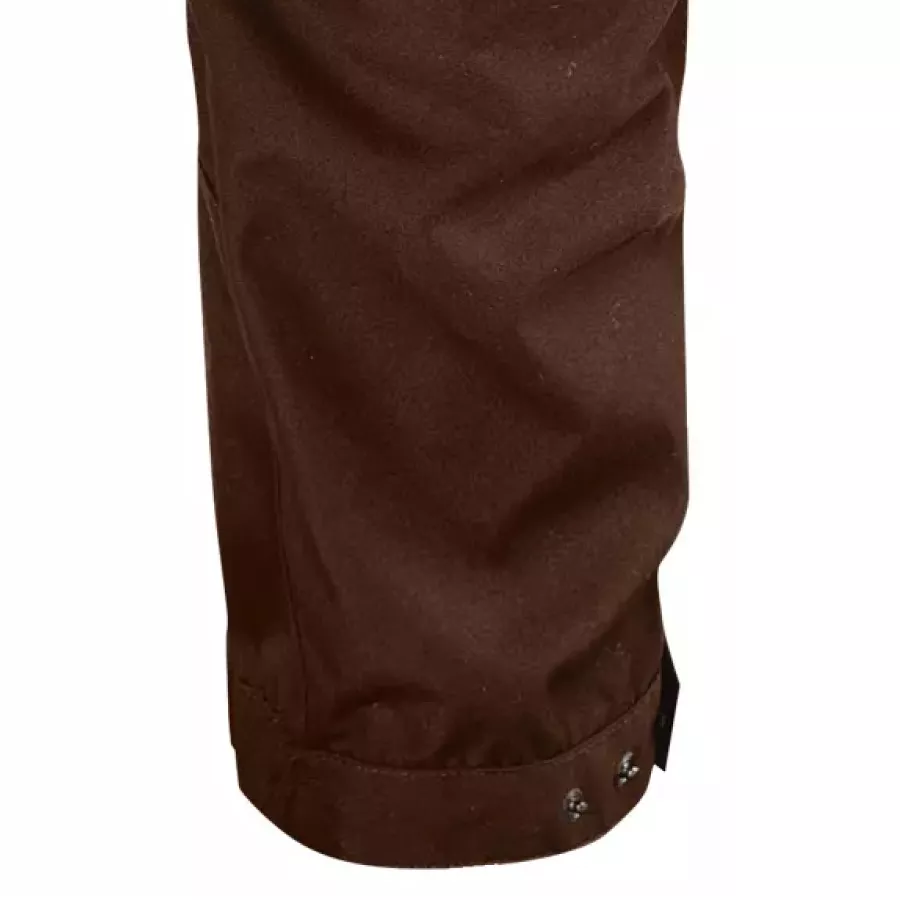 **Snap Fastener Leg Cuffs** let you adjust the fit for secure comfort over boots.