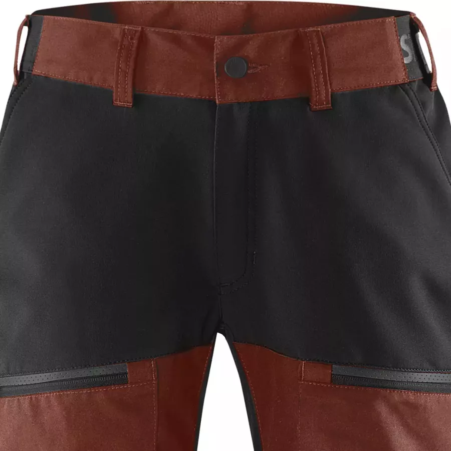 **Stretch Panels** move with you for unrestricted comfort during every outdoor task.