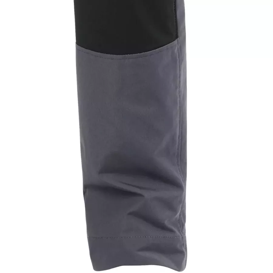 **Extendable Legs** adjust effortlessly to provide a perfect fit for any task or stance.