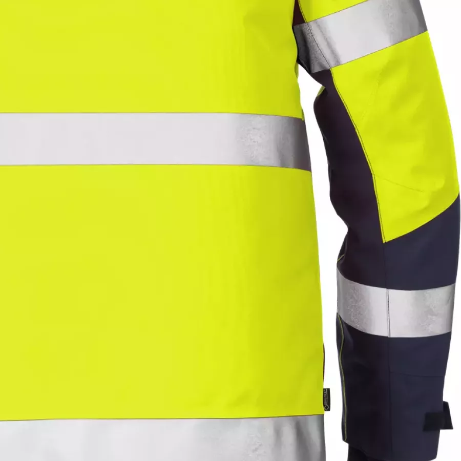**Reflective Strips** enhance visibility so you feel confident and clearly seen in low-light environments.