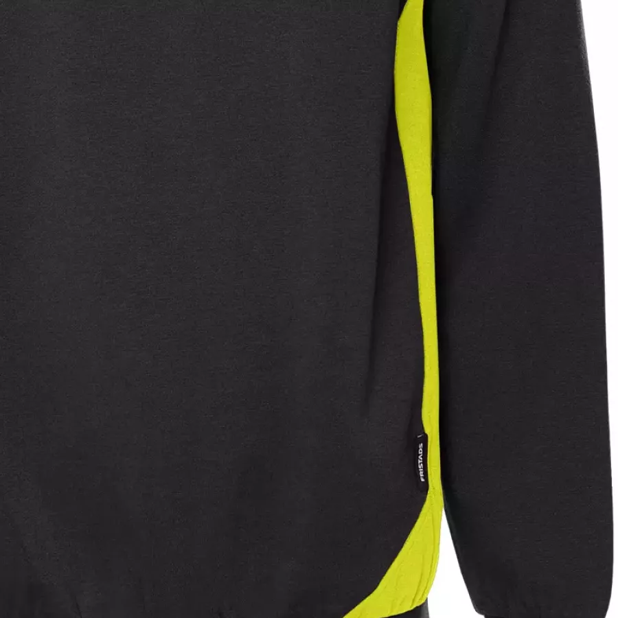 **Long Sleeve** design provides dependable coverage and comfort in cooler working conditions.