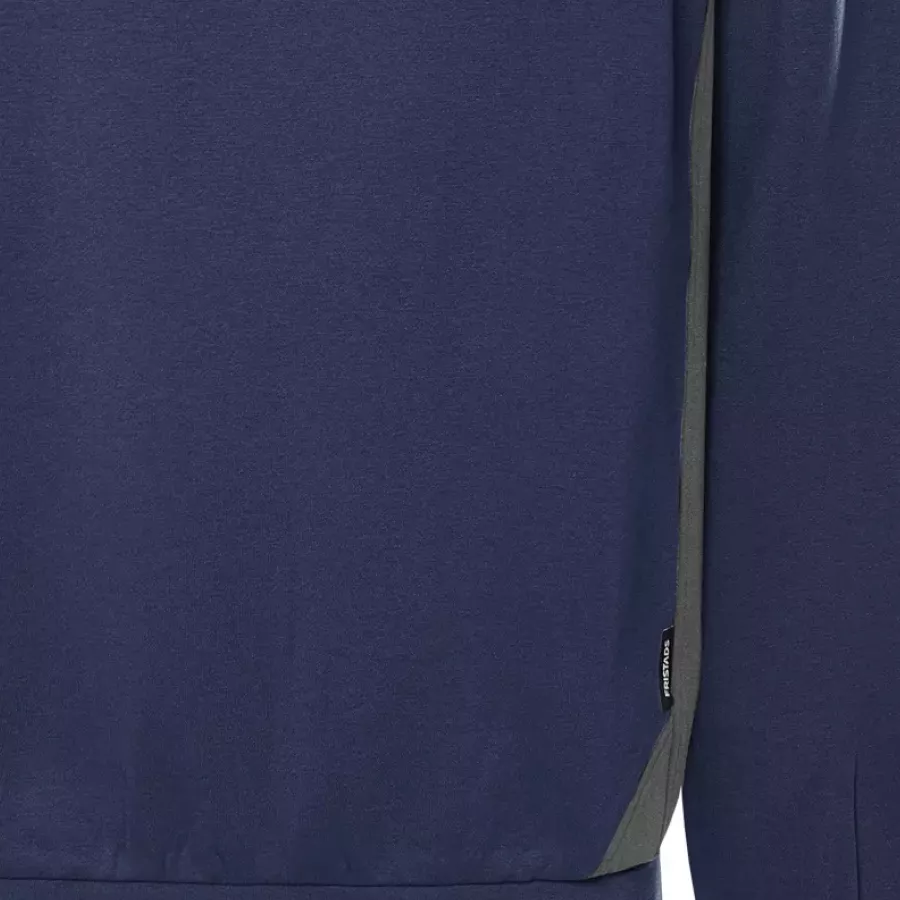 **Long Sleeve** design provides dependable coverage and comfort in cooler conditions.