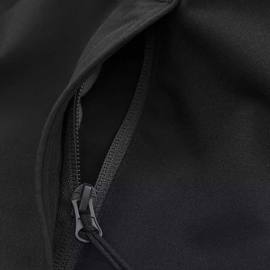 **Zipper Pockets** keep your essentials securely stored and easy to access throughout the day.