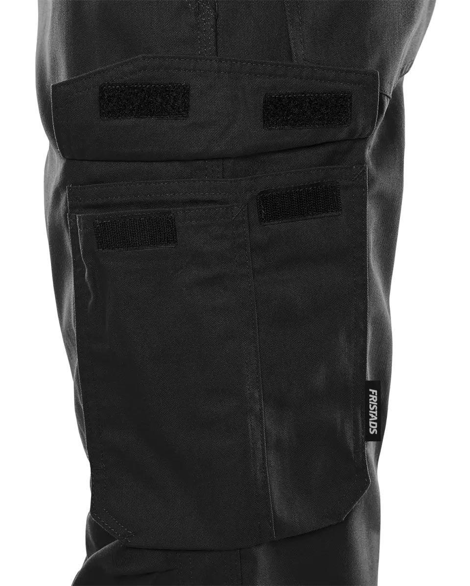 Pocket System · Phone Pocket feature highlight