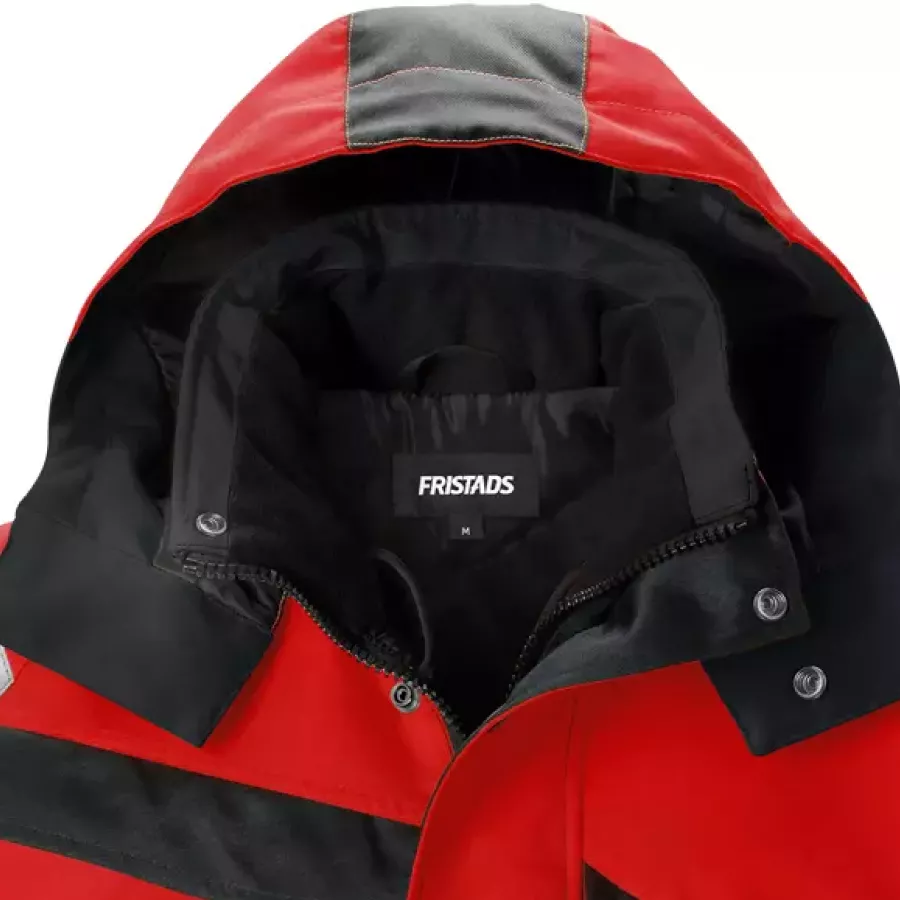 Die **abnehmbare Kapuze** ermöglicht Ihnen eine einfache Anpassung an wechselnde Wetter- und Arbeitsbedingungen.