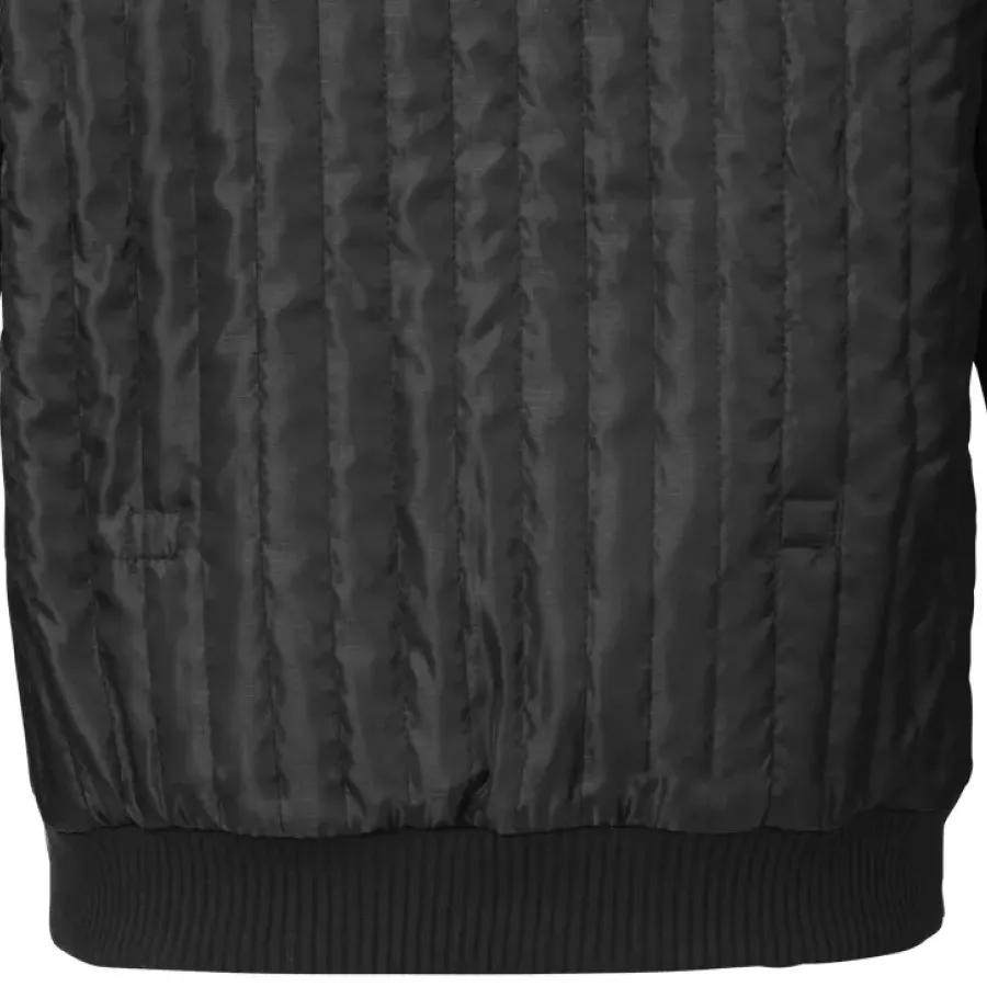 **Fold-away Back Extension** gives you extra coverage when you need it and a clean, flexible fit when you don’t.